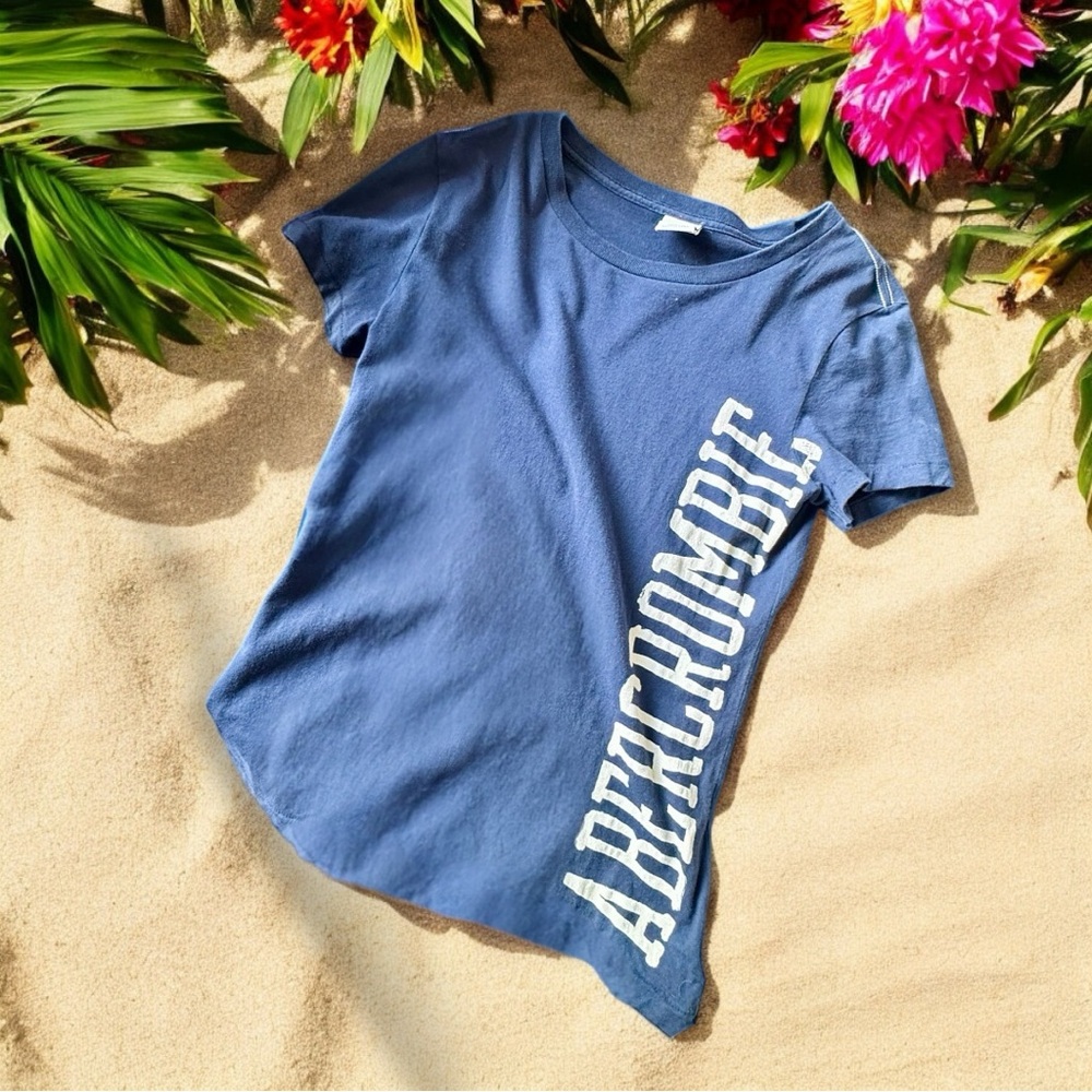 Vintage T-Shirt - Abercrombie and Fitch Graphic T-Shirt - Navy Abercrombie Top - Picture 13 of 15